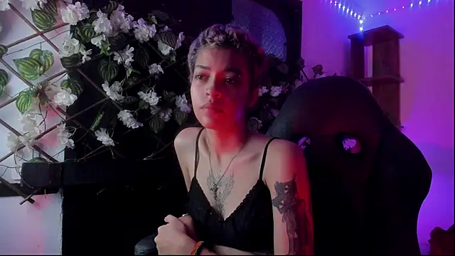 Anny Kiitty online show from January 2026 04:17:02 AM