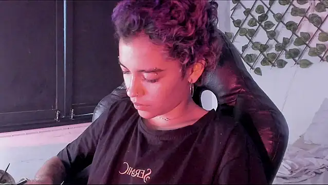 Anny Kiitty online show from February 2026 07:48:02 PM