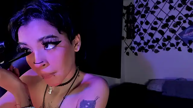 Anny Kiitty online show from May 2026 04:32:02 AM