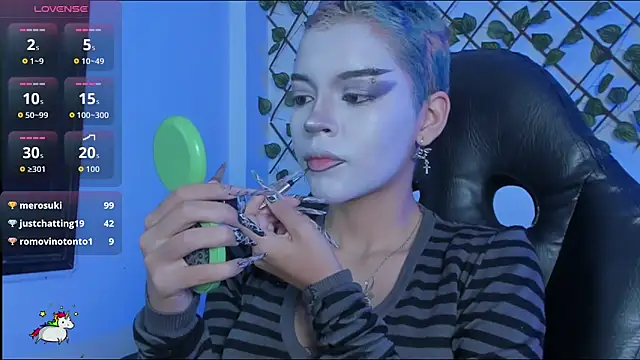 Anny Kiitty online show from November 2025 03:40:01 AM