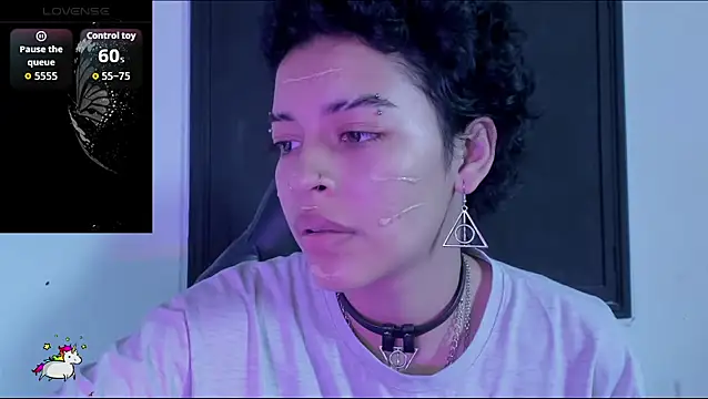 Anny Kiitty online show from March 2026 01:33:02 PM