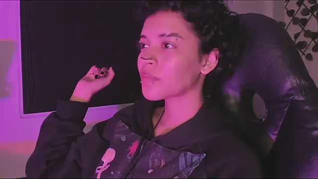 Anny Kiitty online show from April 2026 04:28:02 AM