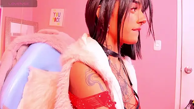 Milu carbajal x online show from April 2026 04:20:02 AM