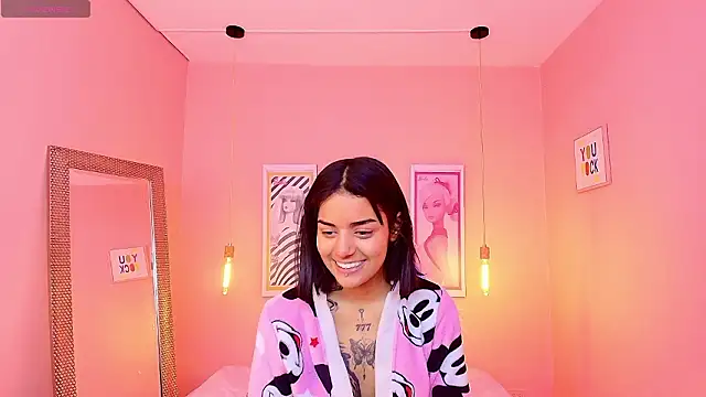 Milu carbajal x online show from February 2026 04:45:01 AM