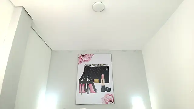 Snapshot of Milu_carbajal_x chatting on December 2025 08:33:01 PM Milu carbajal x online show from December 2025 08:33:01 PM