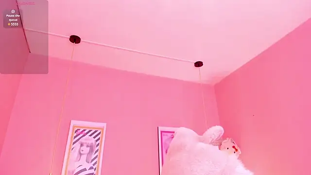 Milu carbajal x online show from March 2026 07:48:01 PM