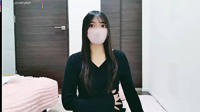 Snapshot of --Sui-- chatting on November 2025 12:14:01 AM --Sui-- online show from November 2025 12:14:01 AM