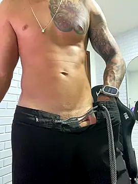 Snapshot of fehpaugroso chatting on November 2025 06:55:01 PM fehpaugroso online show from November 2025 06:55:01 PM