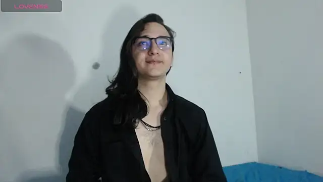 Snapshot of Amoneth_Xx chatting on December 2025 10:48:01 PM Amoneth Xx online show from December 2025 10:48:01 PM