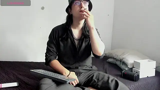 Snapshot of Amoneth_Xx chatting on January 2026 08:01:02 PM Amoneth Xx online show from January 2026 08:01:02 PM