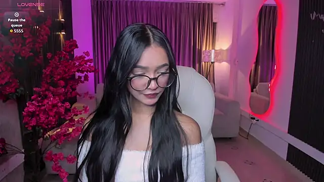 kylie collins online show from April 2026 11:34:02 AM