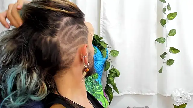 AngelDamianArt online show from December 2025 09:01:02 PM