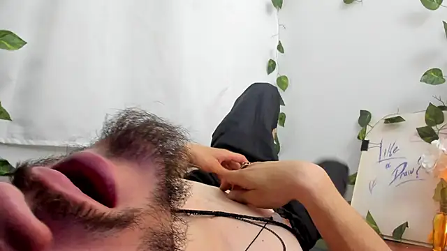 AngelDamianArt online show from December 2025 01:10:01 PM