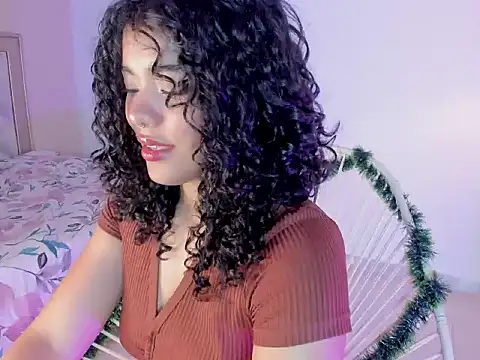 Snapshot of Agsi_goddess chatting on November 2025 04:06:01 AM Agsi goddess online show from November 2025 04:06:01 AM