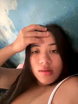 Snapshot of Larissa_xxe chatting on November 2025 01:12:02 PM Larissa xxe online show from November 2025 01:12:02 PM