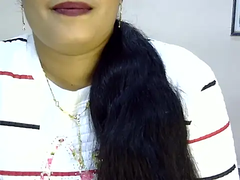 Snapshot of Muskan_Jha chatting on July 2026 12:45:01 PM Muskan Jha online show from July 2026 12:45:01 PM