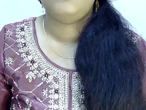 Muskan Jha online show from May 2026 02:37:01 AM