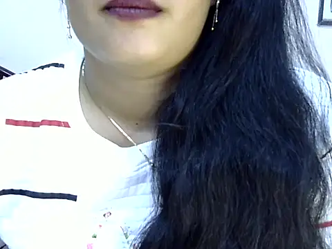 Snapshot of Muskan_Jha chatting on June 2026 01:00:02 PM Muskan Jha online show from June 2026 01:00:02 PM