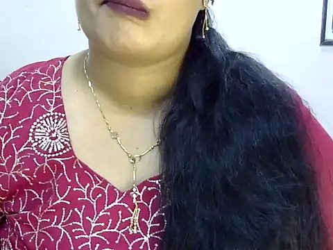 Snapshot of Muskan_Jha chatting on July 2026 12:04:02 PM Muskan Jha online show from July 2026 12:04:02 PM