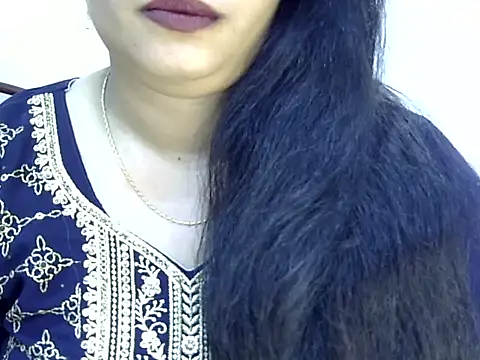 Muskan Jha online show from May 2026 02:01:02 AM