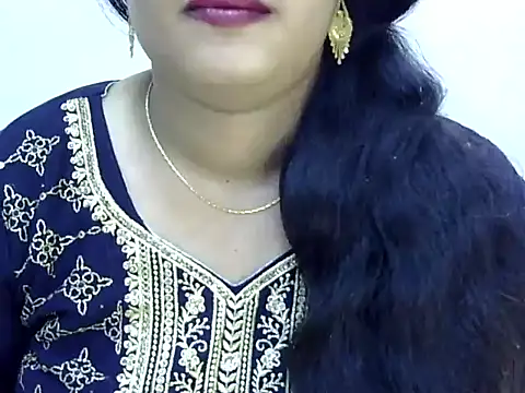 Muskan Jha online show from May 2026 03:02:02 AM