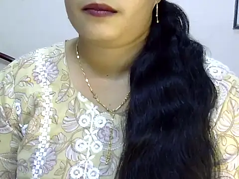 Snapshot of Muskan_Jha chatting on July 2026 01:07:01 PM Muskan Jha online show from July 2026 01:07:01 PM