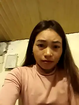 Snapshot of _Su-Su_ chatting on February 2026 11:51:01 AM Su-Su online show from February 2026 11:51:01 AM