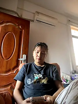 Snapshot of yiyi0316 chatting on November 2025 05:56:01 AM yiyi0316 online show from November 2025 05:56:01 AM