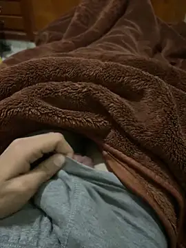 yassssst online show from December 2025 08:21:01 PM