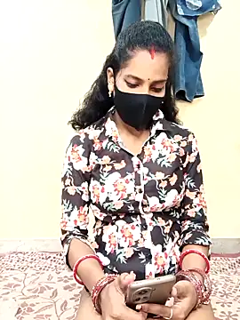 Desi Hot Queen online show from November 2025 06:02:02 AM