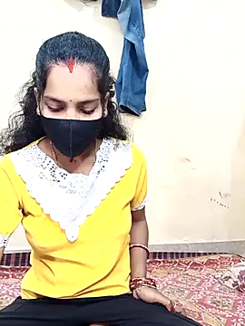 Desi Hot Queen online show from November 2025 03:07:01 AM