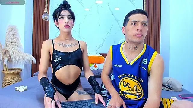 Loversinfire2 online show from November 2025 09:08:01 PM