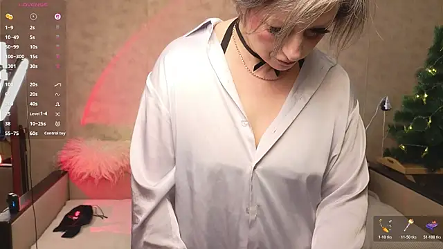 ElaraSable online show from December 2025 12:18:01 PM