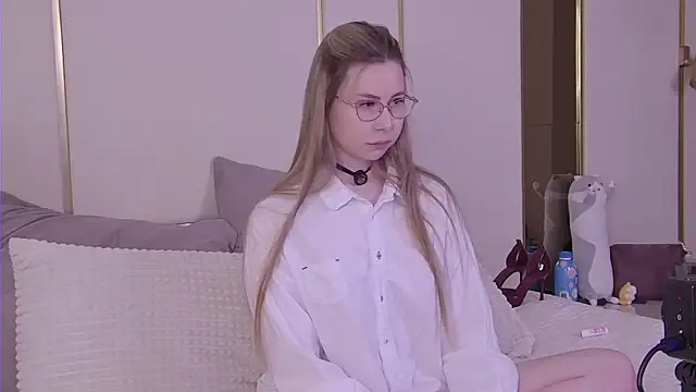 -SaraBlack- online show from March 2026 05:56:02 PM