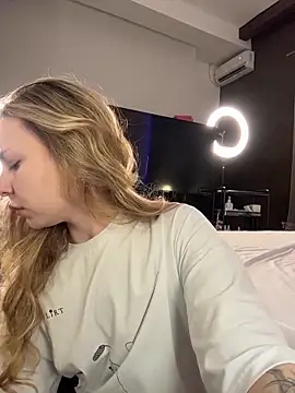 -SaraBlack- online show from February 2026 04:23:02 PM