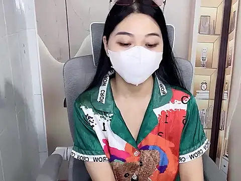 Lousii online show from April 2026 06:53:02 AM