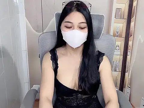 Lousii online show from April 2026 01:51:01 PM