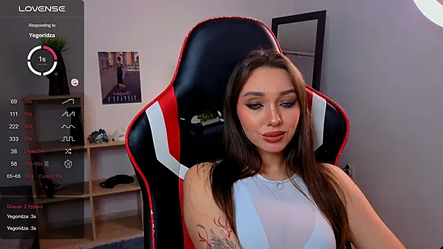 Snapshot of Emilia_mala chatting on November 2025 07:24:02 PM Emilia mala online show from November 2025 07:24:02 PM