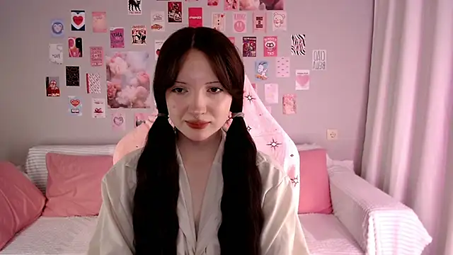 Snapshot of Lexi_Bottom chatting on January 2026 02:04:02 AM Lexi Bottom online show from January 2026 02:04:02 AM