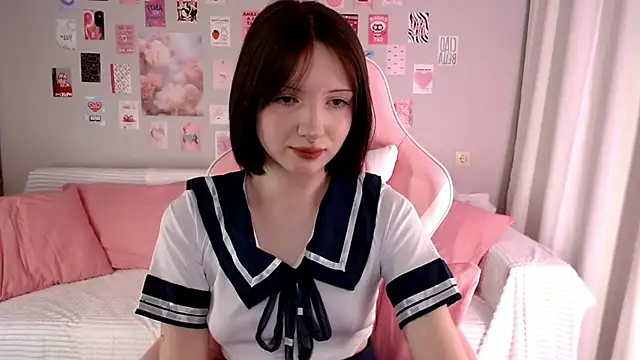 Snapshot of Lexi_Bottom chatting on December 2025 02:00:02 AM Lexi Bottom online show from December 2025 02:00:02 AM