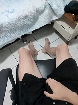 bnnzin online show from November 2025 12:22:01 AM