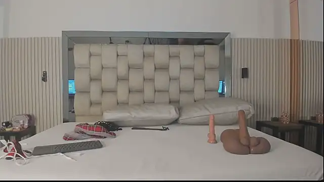 noah pariss online show from March 2026 10:31:02 AM