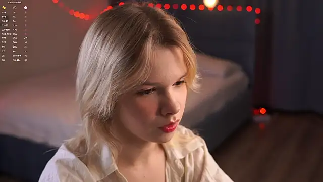 PhillisEsplin online show from December 2025 07:08:02 PM