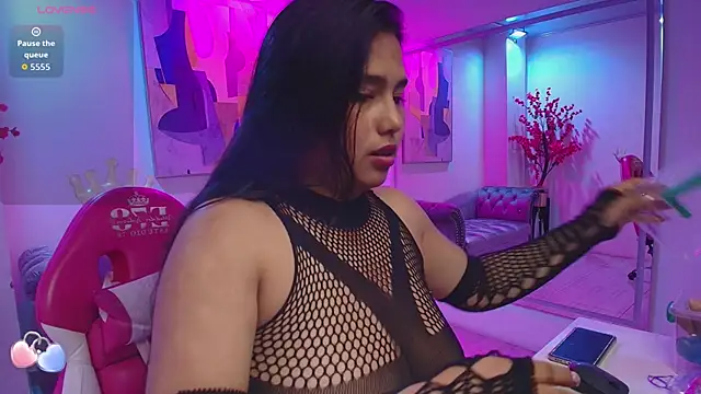 Snapshot of Gemma_bellini chatting on November 2025 11:36:01 AM Gemma bellini online show from November 2025 11:36:01 AM