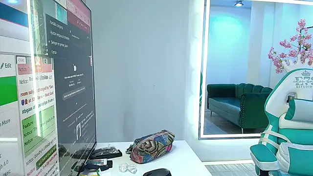 Gemma bellini online show from December 2025 07:35:01 PM