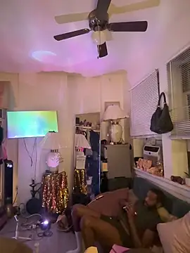 Motherbigbus online show from March 2026 07:48:02 AM