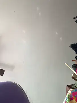 Motherbigbus online show from March 2026 03:28:01 PM