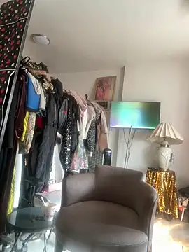 Motherbigbus online show from March 2026 04:51:02 PM