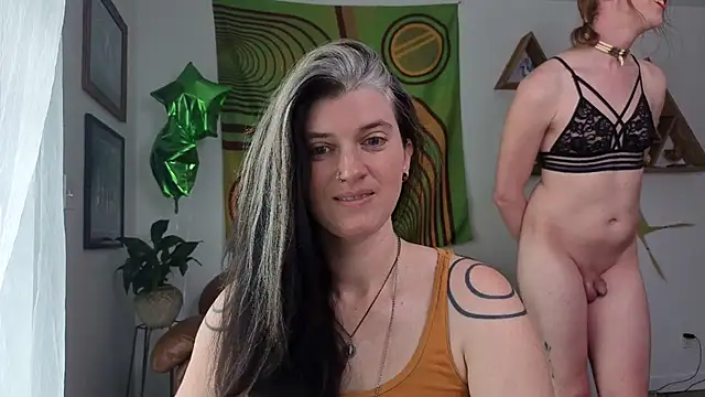 bruisedblossoms online show from April 2026 04:35:01 PM