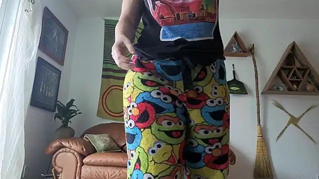 bruisedblossoms online show from March 2026 05:40:01 PM